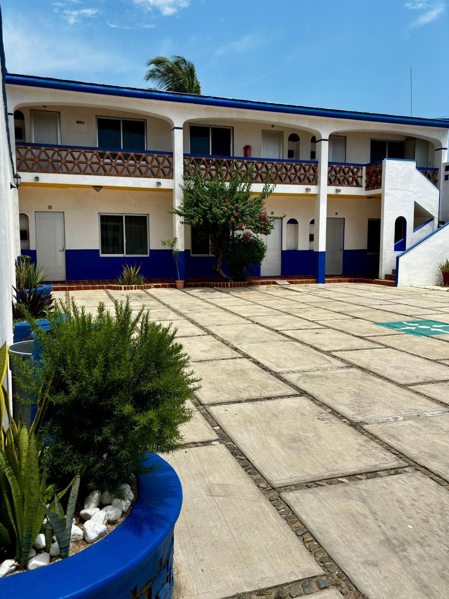 Hotel Costa Dorada Barra de Navidad Esterno foto